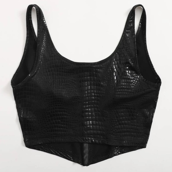 💄2 for 15$💄Shein Women’s Faux Leather Sleeveless Top Size Small (EU36) US - Picture 5 of 8